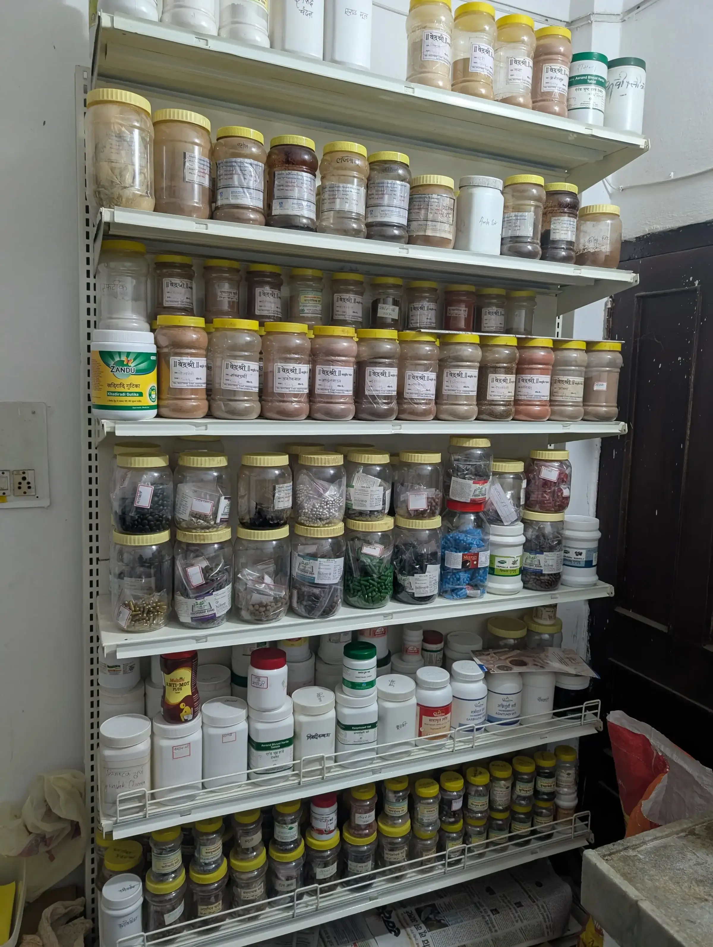 Ayurvedic medicine dispensary at Ayurveda Gokulam Clinic, Indore